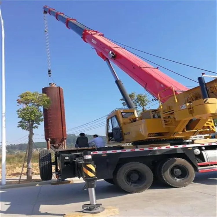 来凤附近的吊车租赁公司