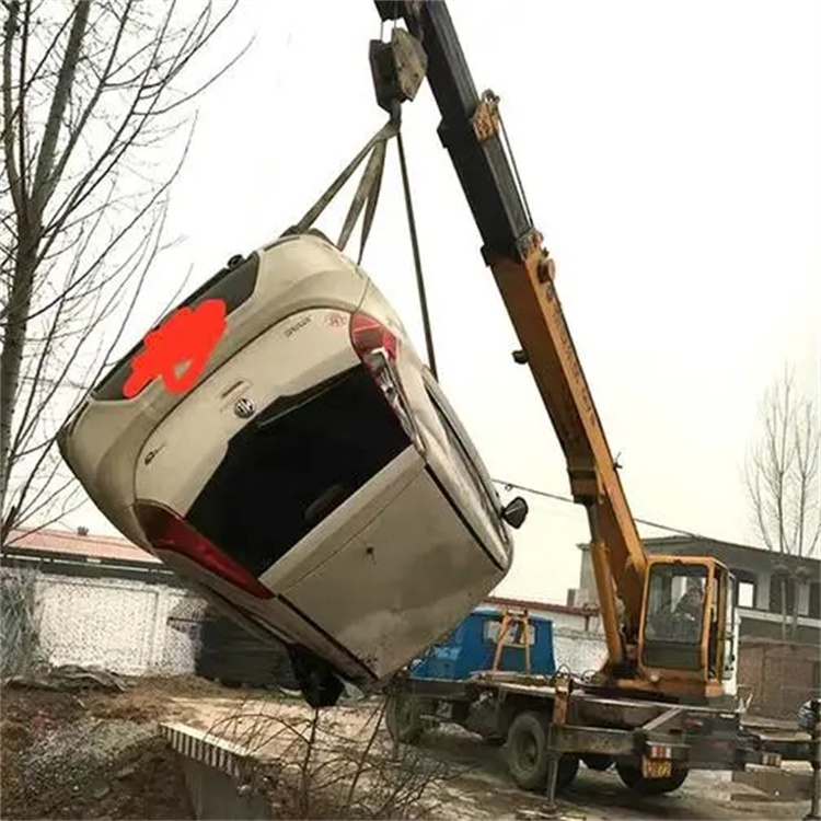 来凤随时待命，吊车24小时道路救援服务全解析